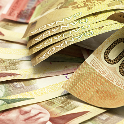 Comprar Dólar Canadense na Zona Leste